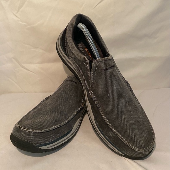 Skechers Relaxed Fit Expected-Avillo Men’s‎ Slip-On Shoes Size 9.5 - Picture 1 of 9